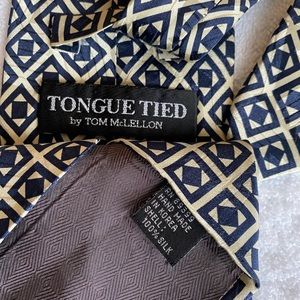 Handmade men’s silk tie.